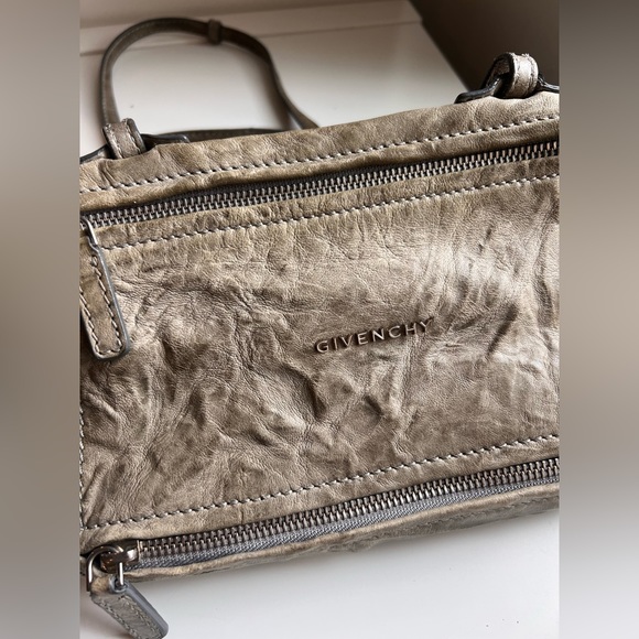Authentic Givenchy Crinkled Leather Small Pandora Bag - Picture 2 of 9